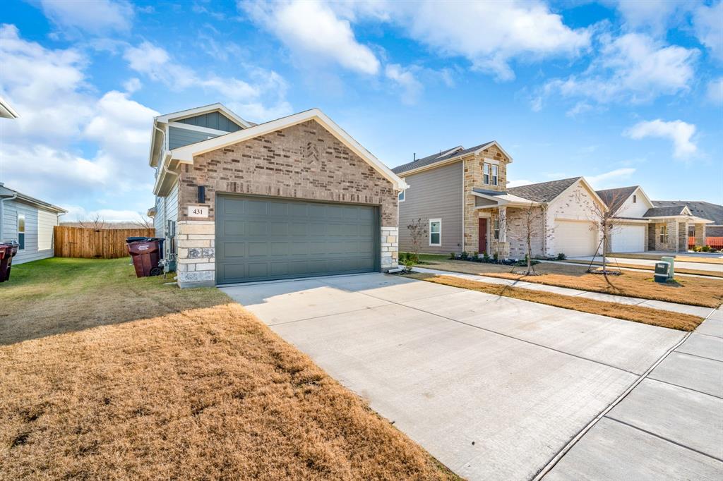 Ambergrove Whiteside Village - Residential