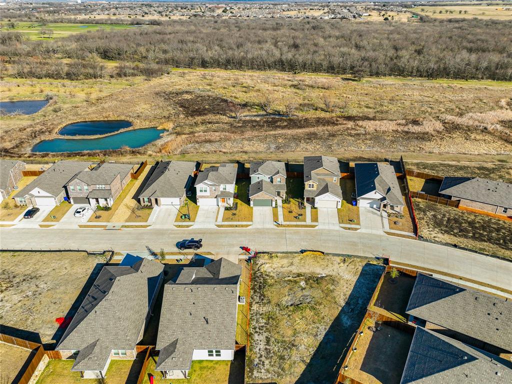 Ambergrove Whiteside Village - Residential