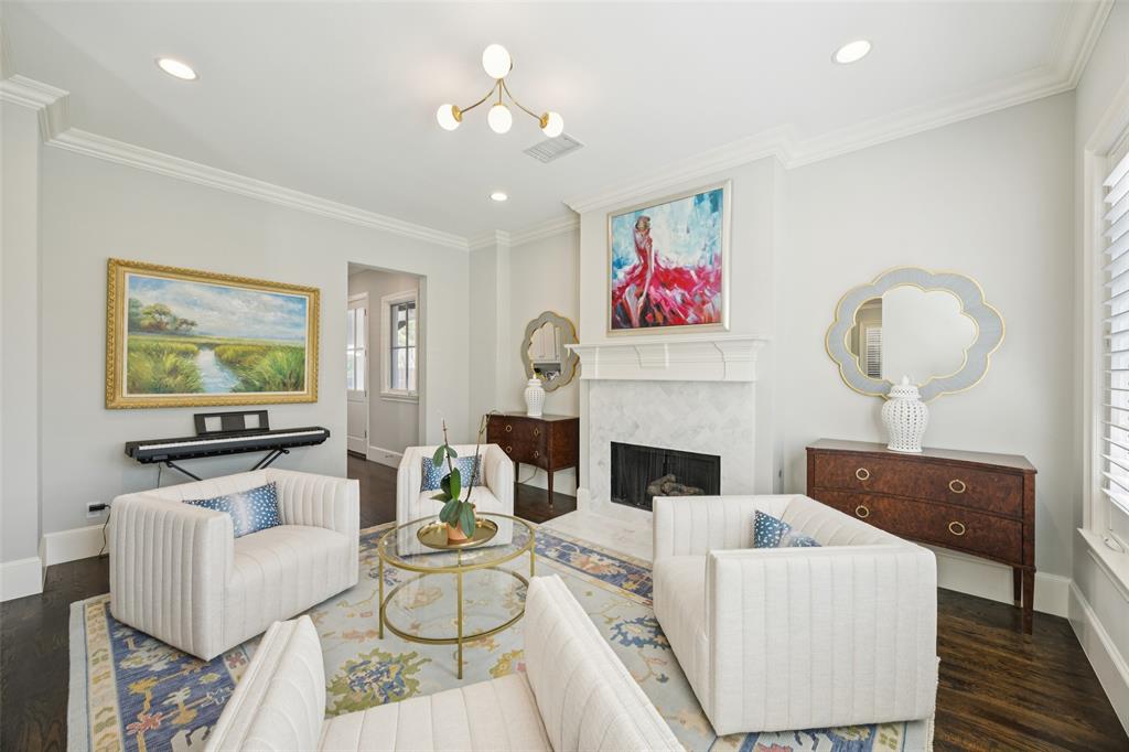 Country Club Estates - Residential