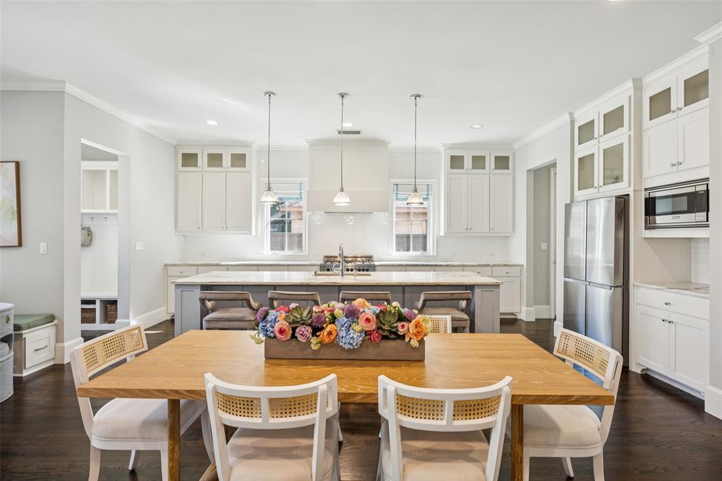 Country Club Estates - Residential