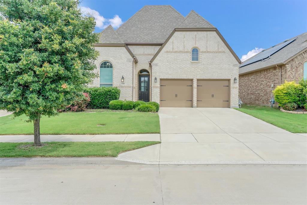 SPECTACULAR MOVE-IN READY HOME IN ESTEEMED TOVOLO PARK * A KITCHEN FOR THE MOST DISCRIMINATING CHEF FEATURES HIGHEND GRANITE COUNTERTOPS WITH BEAUTIFUL NATURAL GRAIN MOVEMENT * STAINLESS APPLIANCE PACKAGE INCLUDES BUILT-IN OVEN AND MICROWAVE, DISHWASHER IN THE ISLAND WITH OVERSIZED SINK, SEEMINGLY ENDLESS CABINET SPACE, AND FIVE BURNER GAS COOKTOP * EXTRA COUNTERTOP AND CABINET SPACE EXTENDS INTO THE CONVENIENTLY LOCATED DINING AREA * MASTER BATHROOM INCLUDES GARDEN TUB AND EXPANSIVE WALKIN SHOWER WITH SEPARATE SINKS AND EXPANSIVE WALKIN CLOSET * 2026 QUALITY NEUTRAL CARPET IN THE BEDROOMS * ALL LIVING AND HIGH TRAFFIC AREAS HAVE WOOD LOOK PLANK TILE FLOORING * BEAUTIFUL WHITE FLAGSTONE HEARTH ACCENTS NATURAL GAS FIRE PLACE * ALARM SYSTEM * TWO GARAGE DOOR OPENERS * BACK PATIO UNDER ROOF LINE HAS NATURAL GAS OUTLET JUST FOR YOUR GRILL TO COMPLEMENT YOUR HOME ENTERTAINING * INCREDIBLE 14 FOOT CEILINGS WITH TALL EIGHT FOOT DOORS THROUGHOUT SPLIT BEDROOM CONFIGURATION PROVIDES FOR PRIVACY FOR THE REAR LOCATED MASTER BEDROOM * THIS HOME REPRESENTS A GREAT PLACE TO BUILD A FAMILY OR ENJOY RETIREMENT