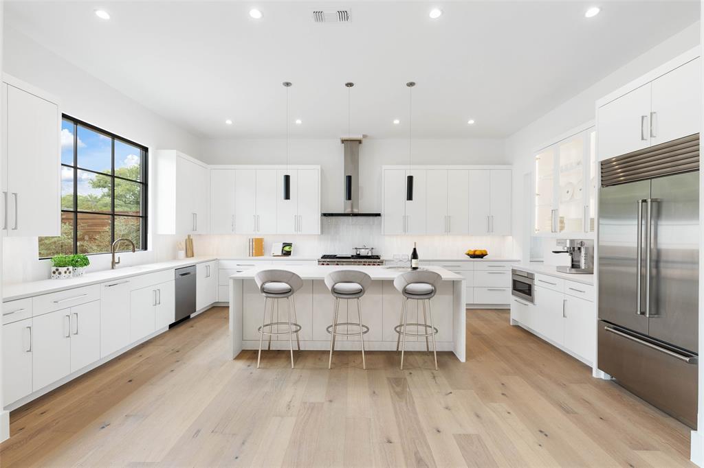 New Construction Homes adjacent to Preston Hollow Village designed by SHM and built by Rosewood. Enjoy a Preston Hollow finish level and location with the convenience of a low-maintenance home in a walkable community. Open-concept floor plan with Lincoln windows for abundant, natural light. Oversized kitchens with eat-around center island, walk-in pantry, appliances by Sub-Zero & Wolf, ideal for entertaining. Luxurious 1st-floor master suite with soaker tub, walk-in closet with center island for a boutique-like feel. Upstairs flex room and large secondary bedrooms with ensuite baths and walk-in closets. An array of customizable design options, generous storage spaces, gated community. A PRA Development, Lot 15 Alexander Floor Plan.