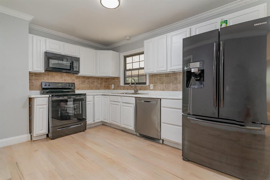 Westwood Park 01 - Residential