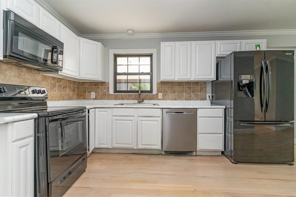 Westwood Park 01 - Residential
