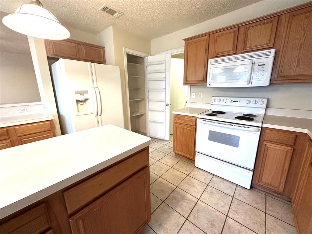 The Lakes Of Little Elm Ph 2 - Residential Lease