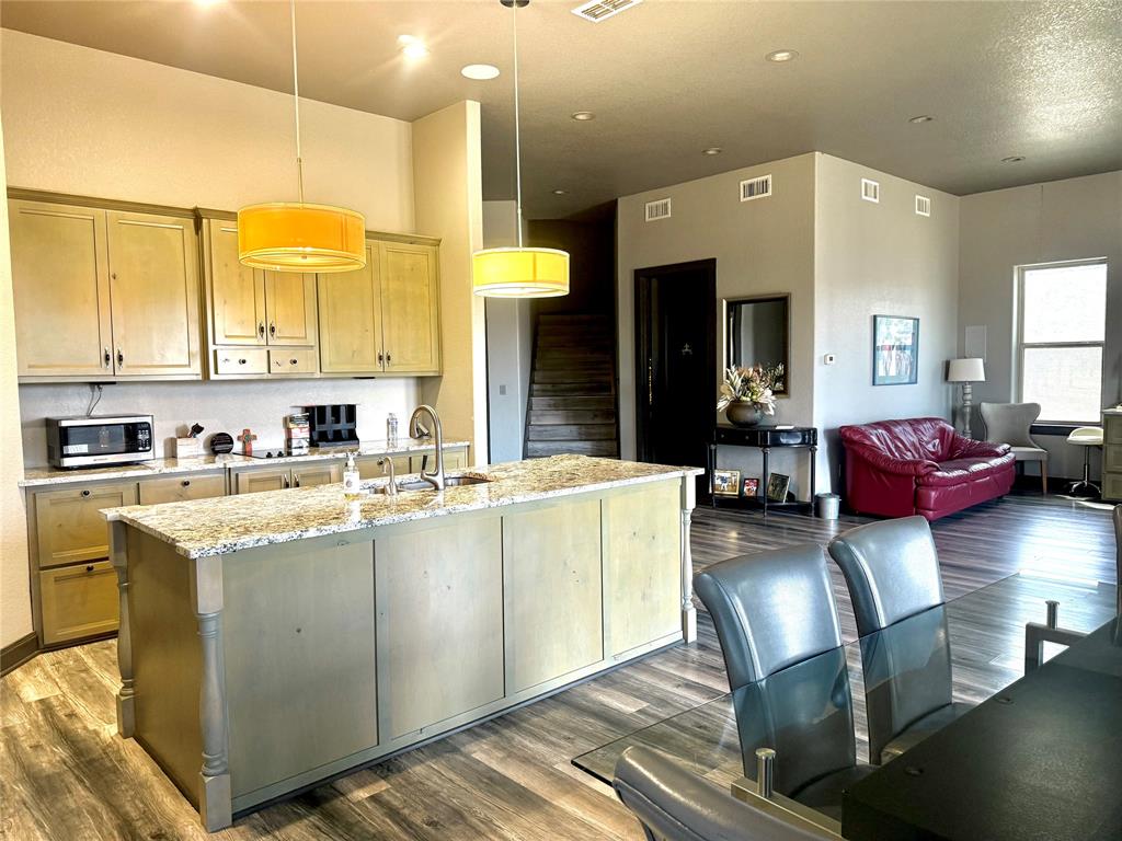 Barnes - Residential