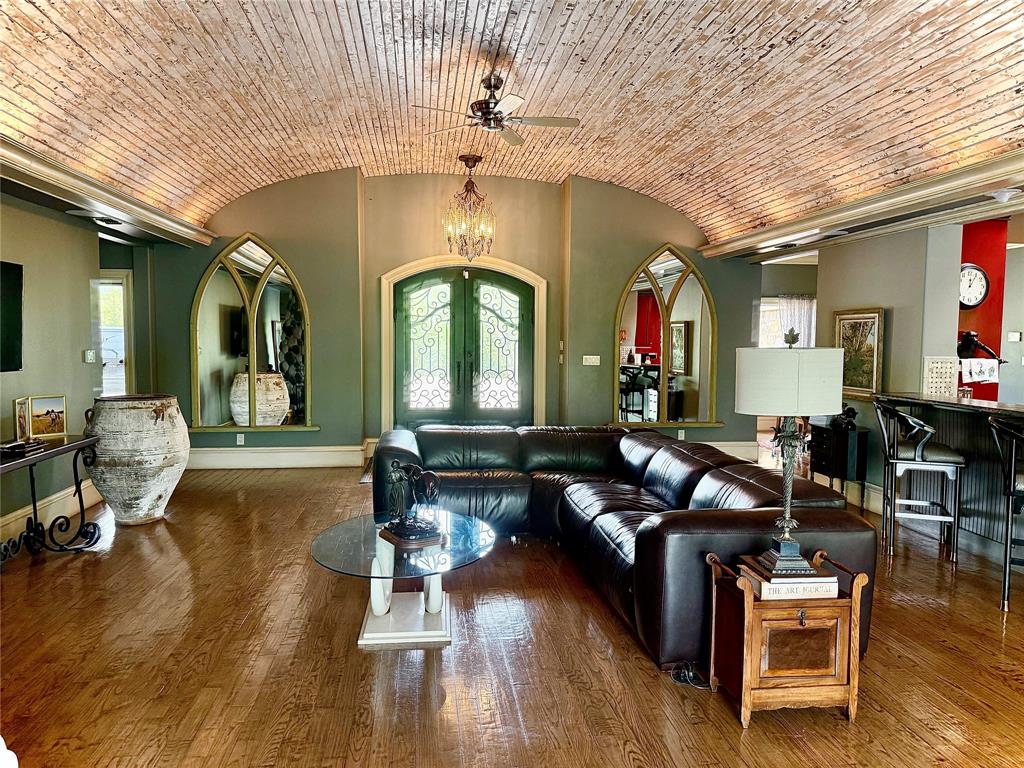 Barnes - Residential