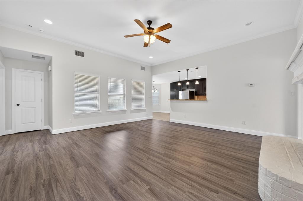 Quinlan Oaks - Residential