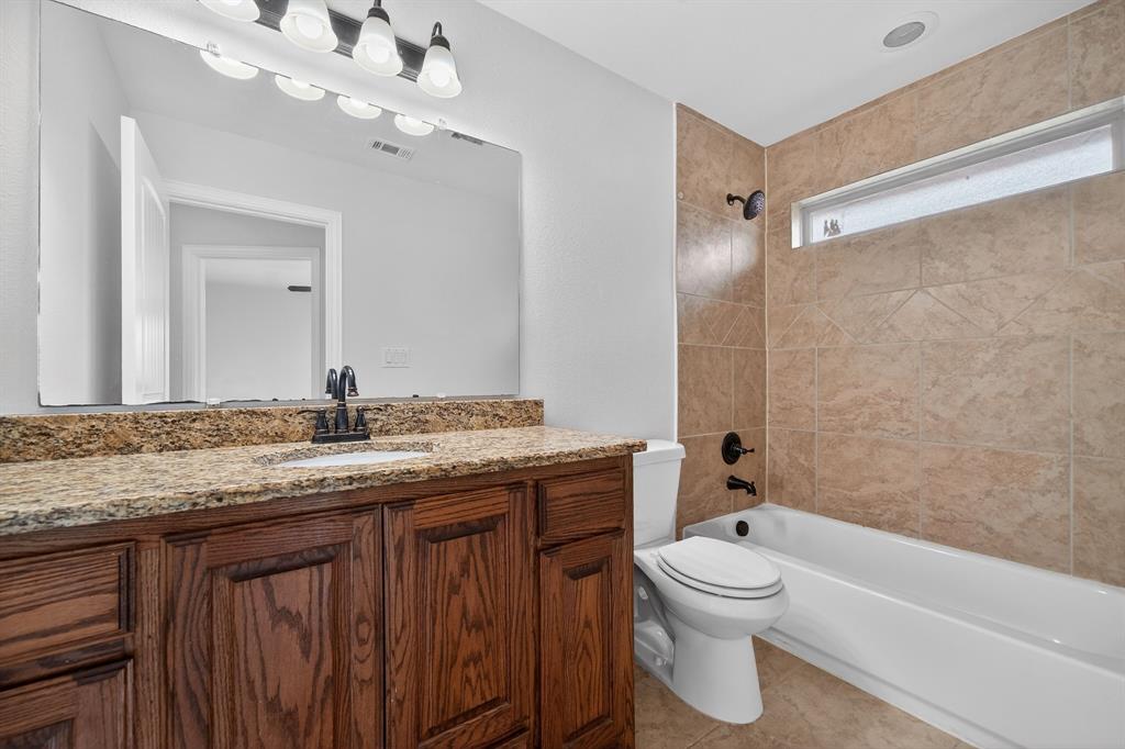 Quinlan Oaks - Residential