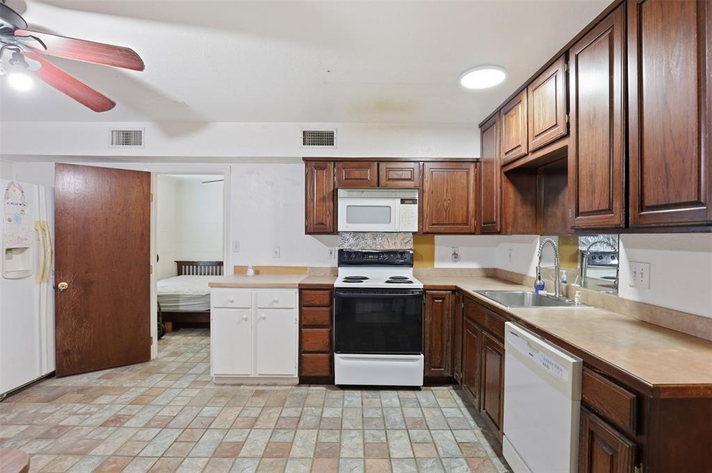 Original Cleburn - Commercial Sale