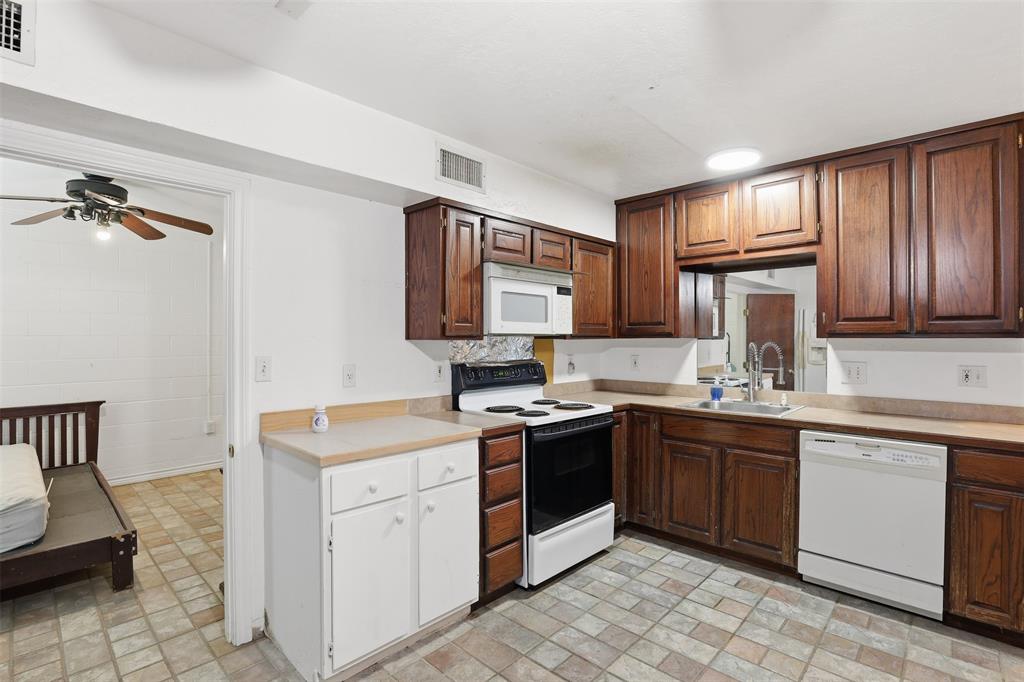 Original Cleburn - Commercial Sale