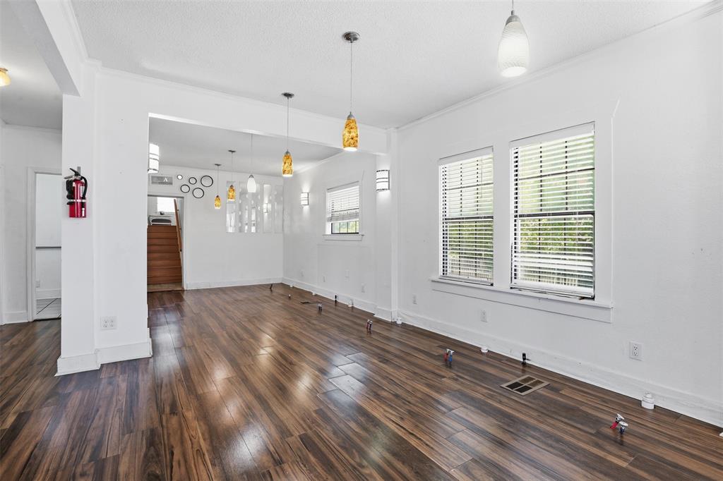 Original Cleburn - Commercial Sale