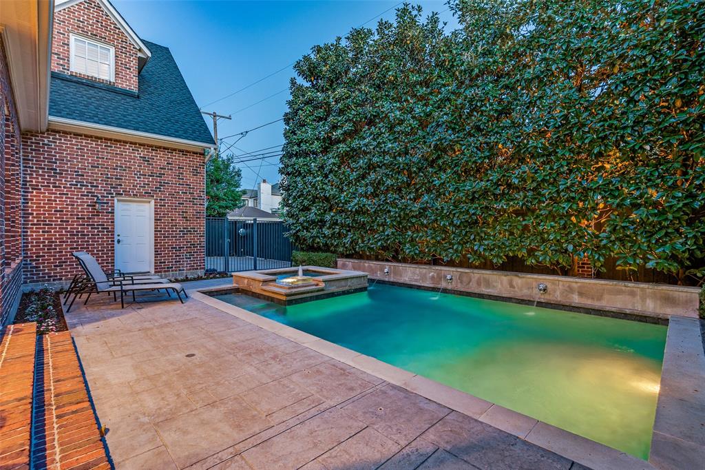 Caruth Hills - Residential