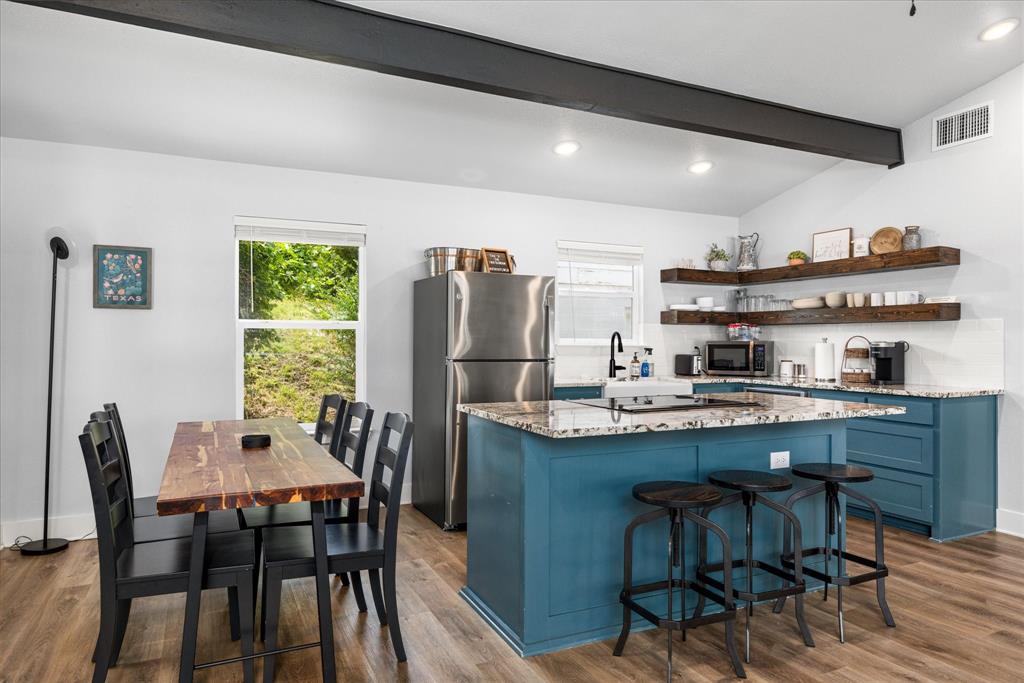 The Liveoaks Add - Residential