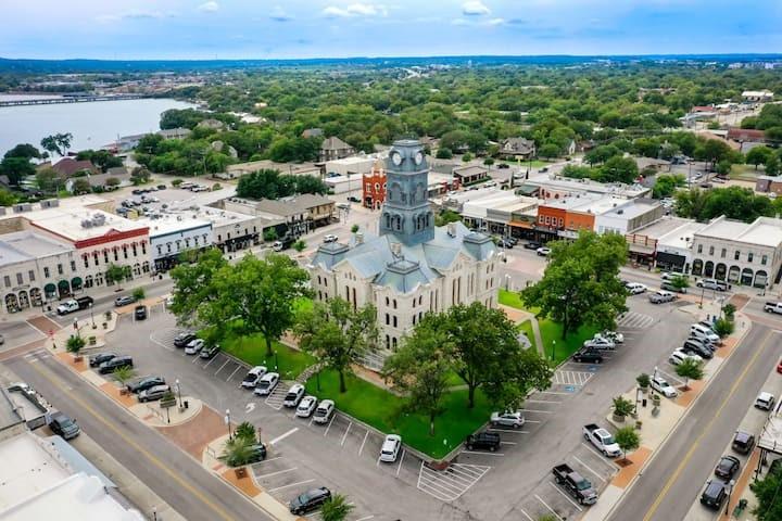 The Liveoaks Add - Residential