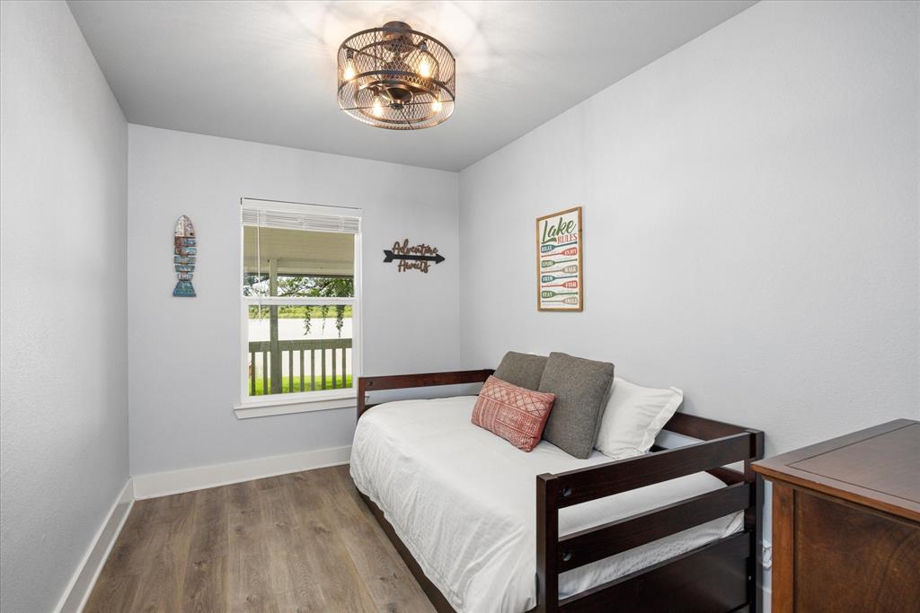 The Liveoaks Add - Residential