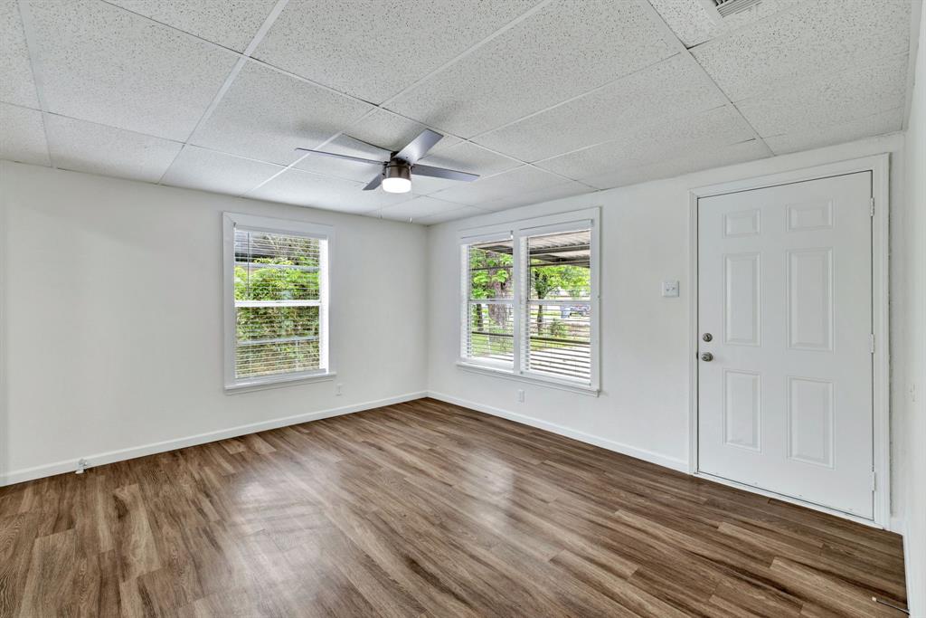 Pleasant Oaks - Residential