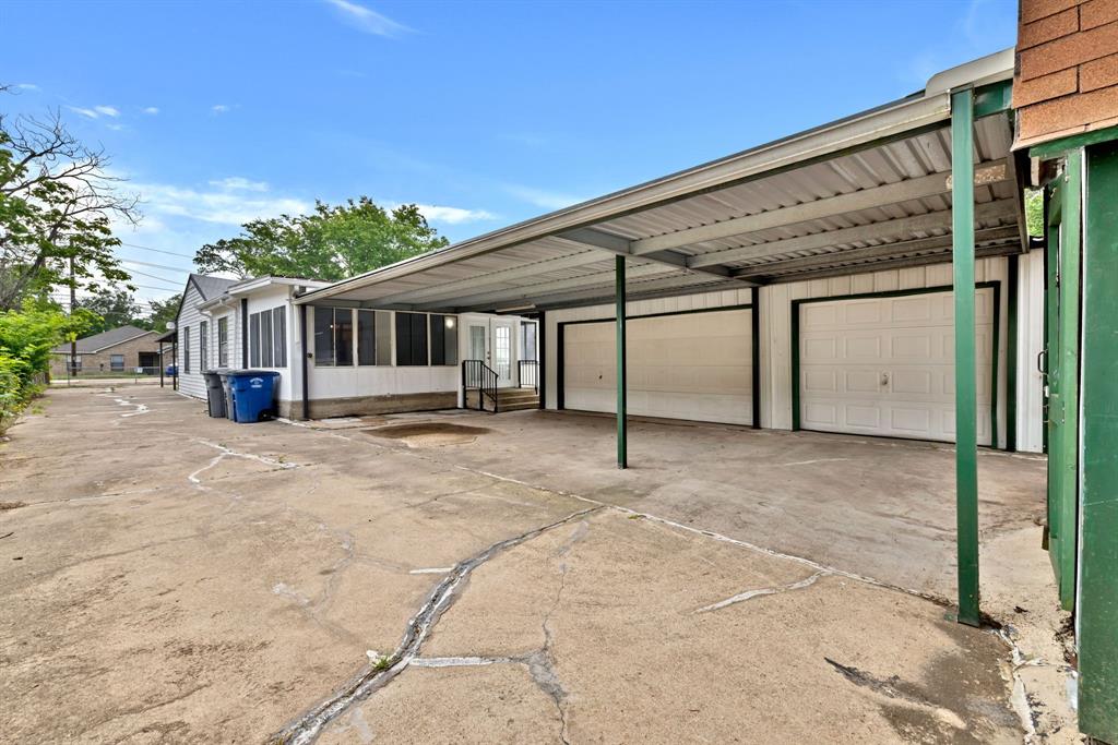 Pleasant Oaks - Residential