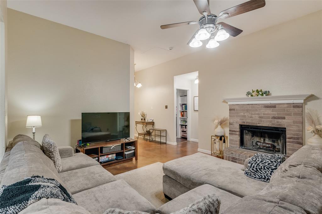 Highland Village Estates - Residential