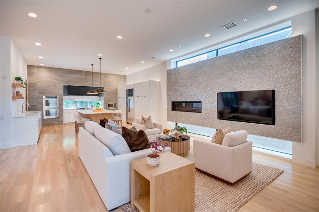Pasadena - Residential