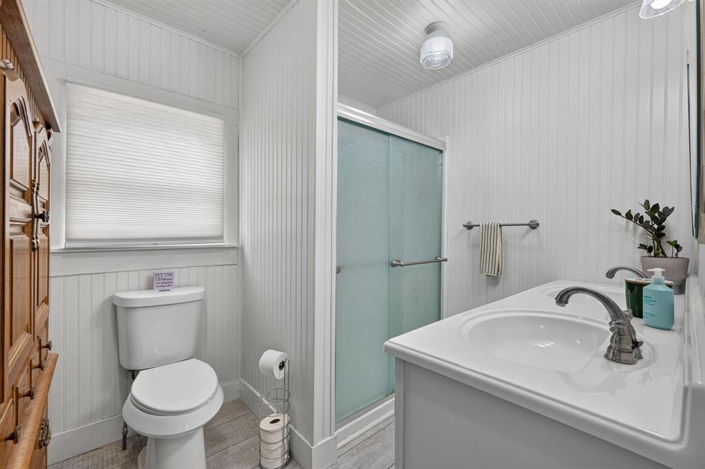 Lipan - Residential
