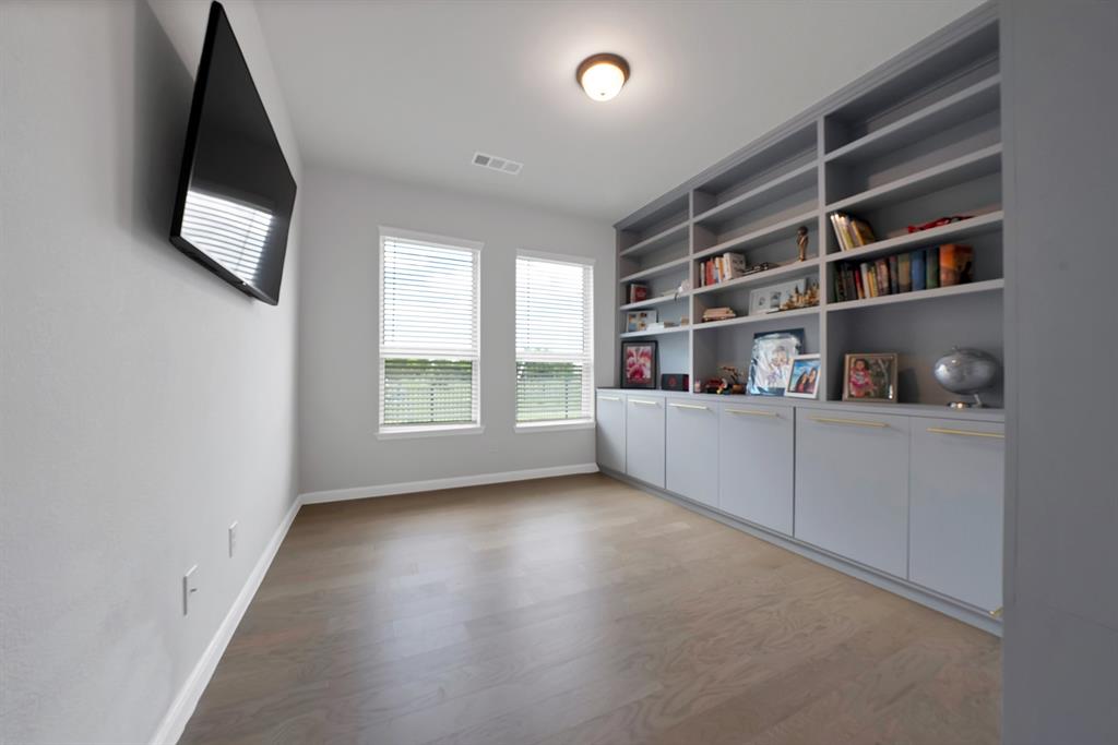 Heath Golf & Yacht Club Ph - Residential