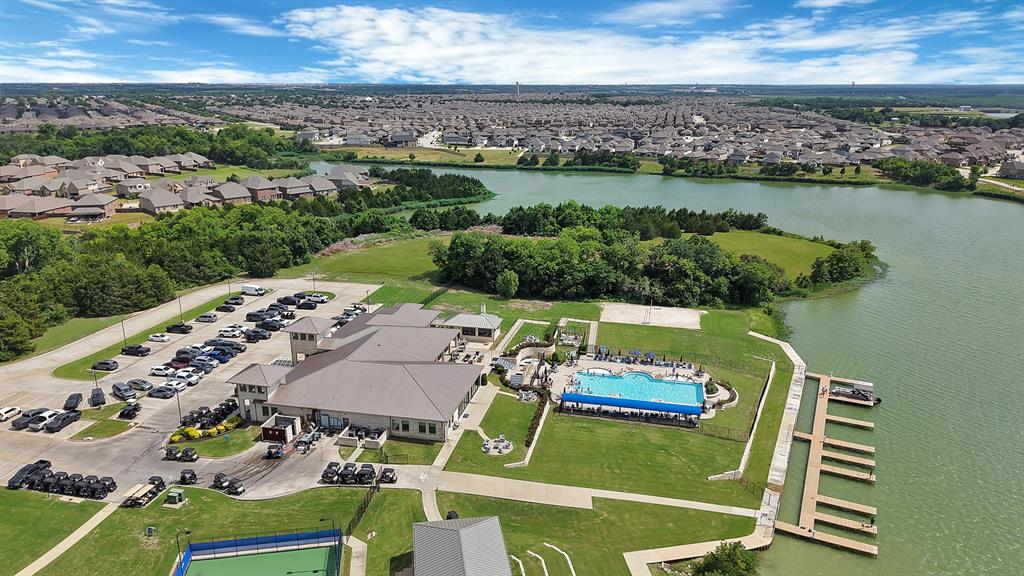Heath Golf & Yacht Club Ph - Residential