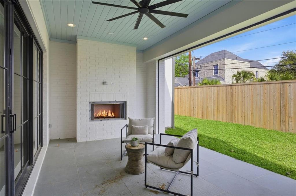 Williamson Caruth Terrace - Residential