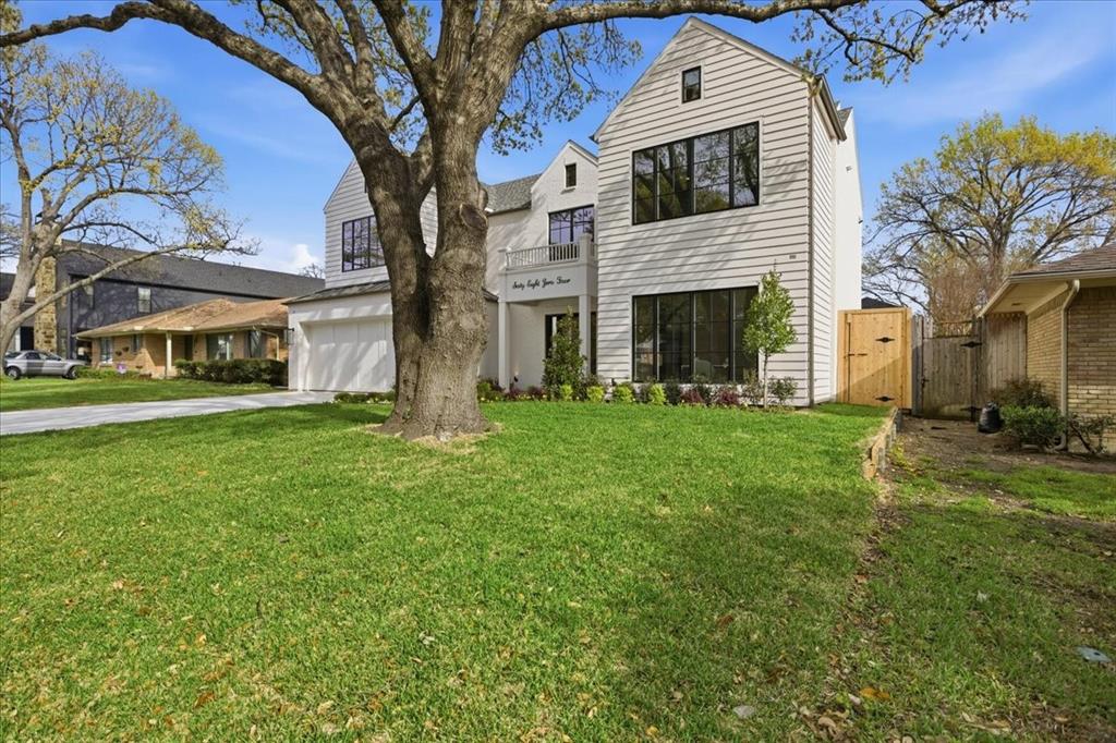 Williamson Caruth Terrace - Residential