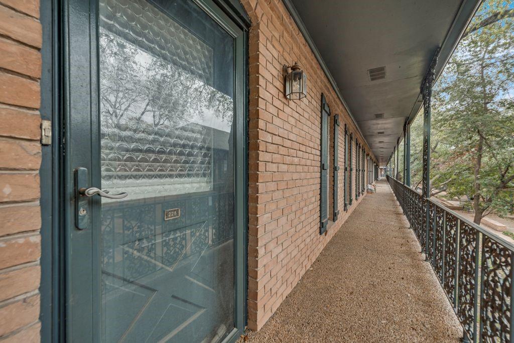 La Fontaine Condo - Residential