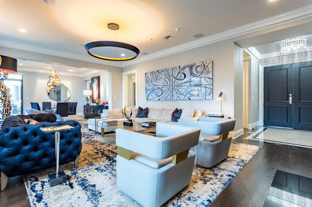 Ritz-Carlton Residences 1 - Residential