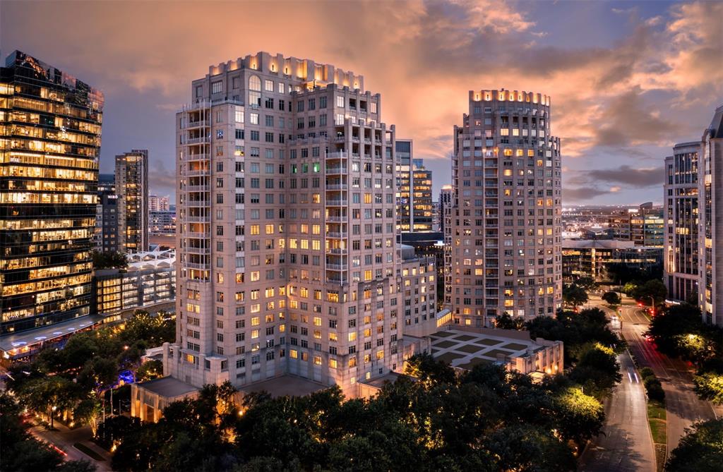 Ritz-Carlton Residences 1 - Residential