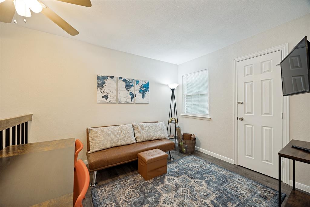 Preston Oaks Crossing Condos 01 & 02 - Residential