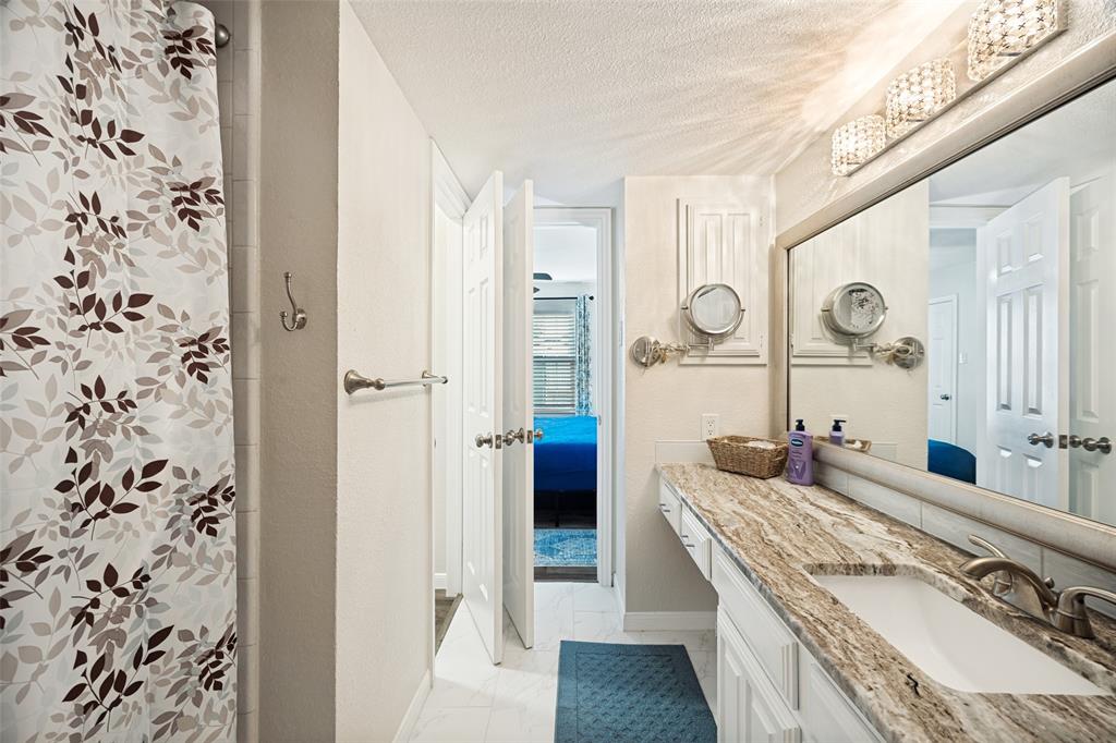 Preston Oaks Crossing Condos 01 & 02 - Residential