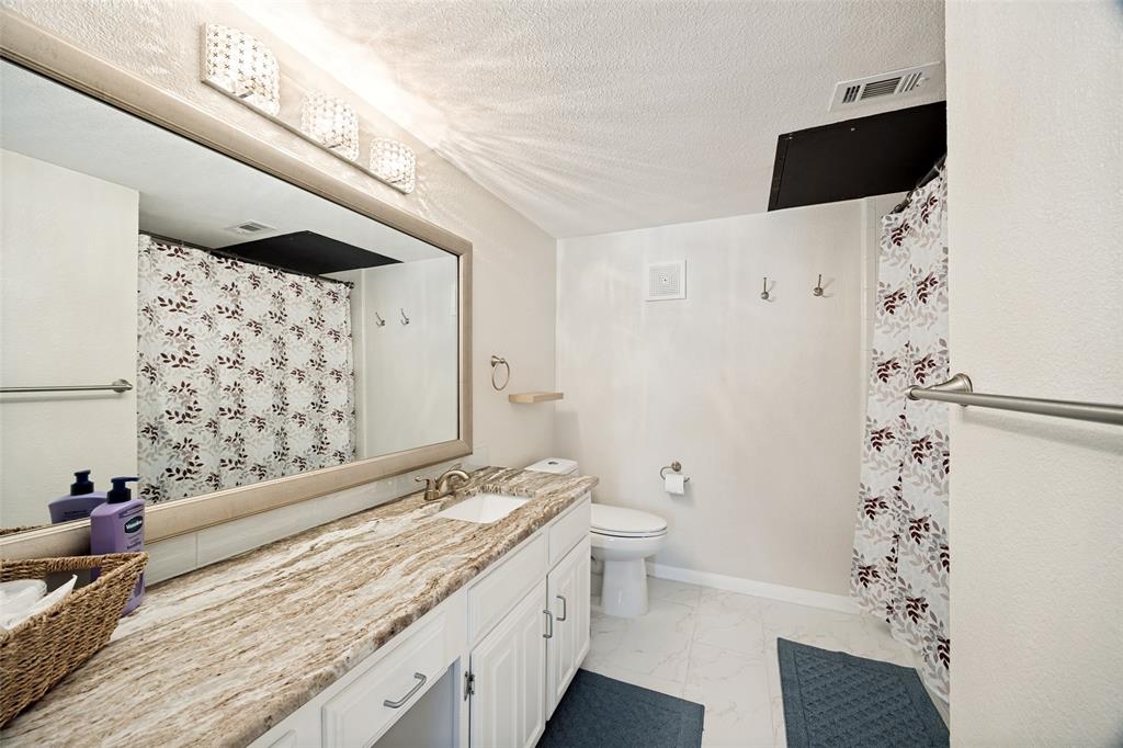 Preston Oaks Crossing Condos 01 & 02 - Residential
