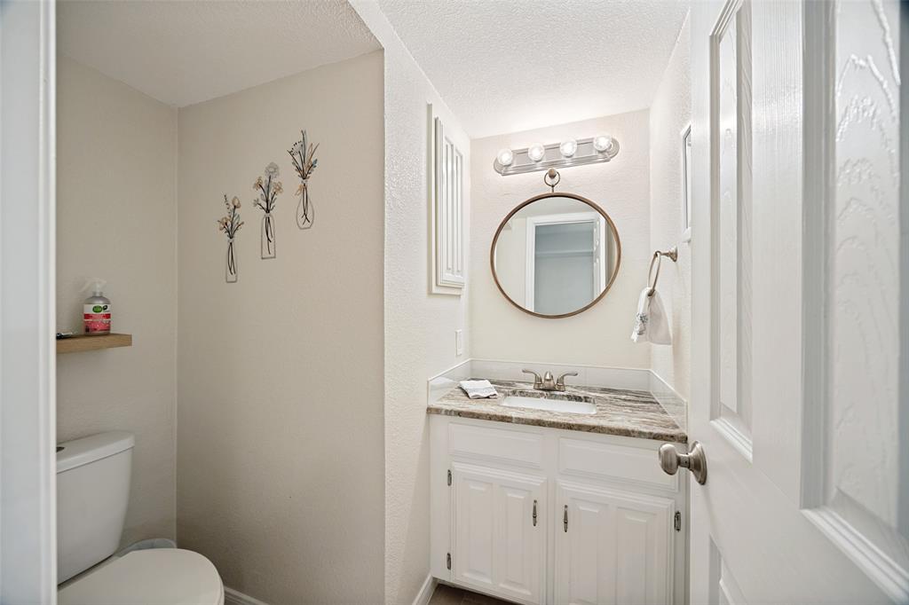 Preston Oaks Crossing Condos 01 & 02 - Residential