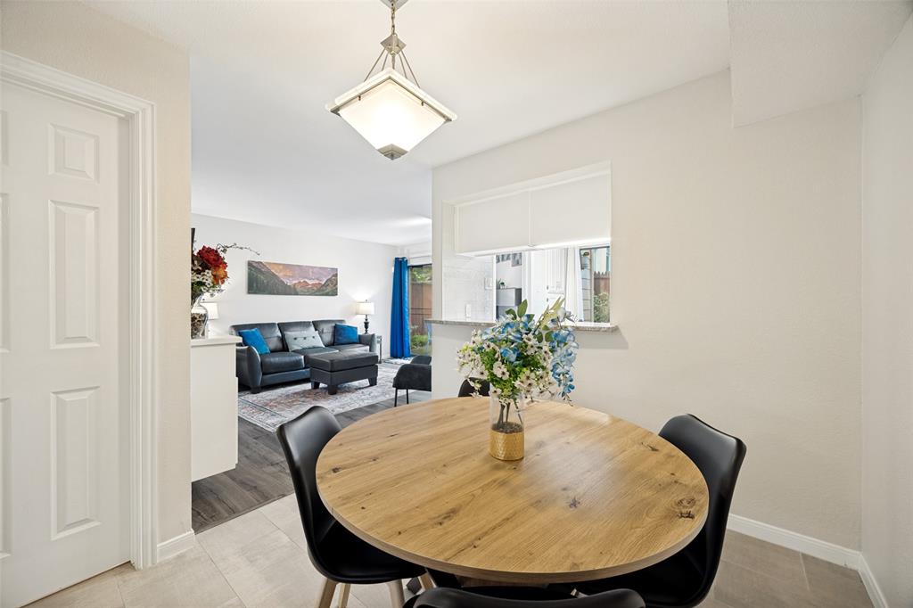 Preston Oaks Crossing Condos 01 & 02 - Residential