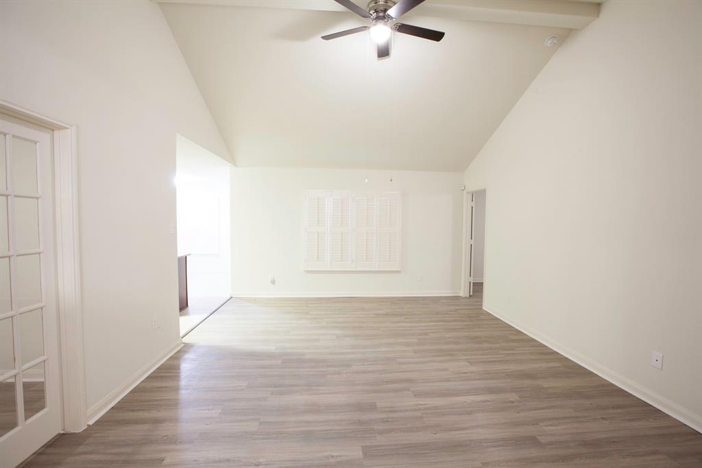 Cypress Bend 2 - Residential Lease