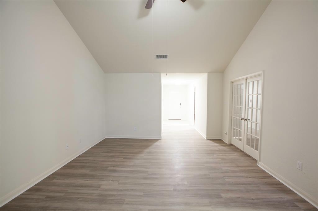 Cypress Bend 2 - Residential Lease