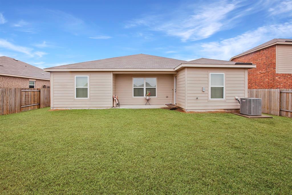 Cypress Bend 2 - Residential Lease