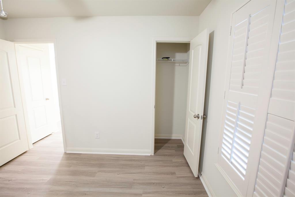 Cypress Bend 2 - Residential Lease