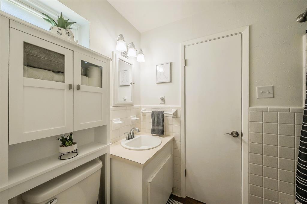 Britton D Alford Surv Abs #37 - Residential