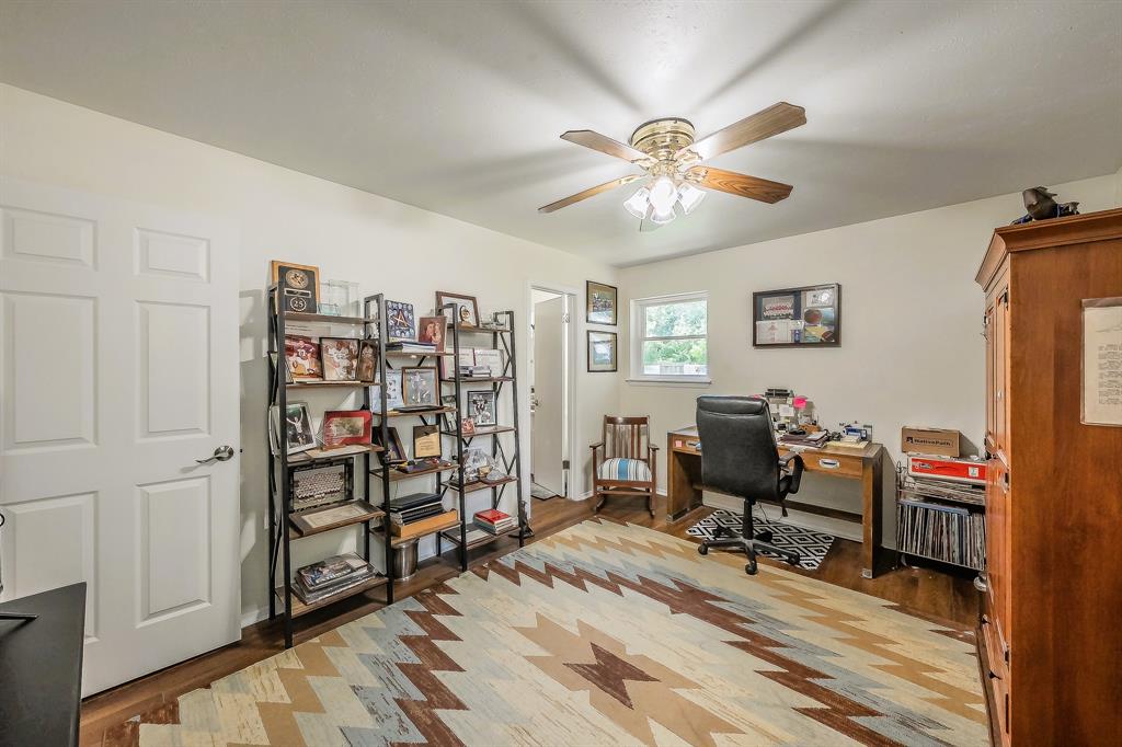 Britton D Alford Surv Abs #37 - Residential