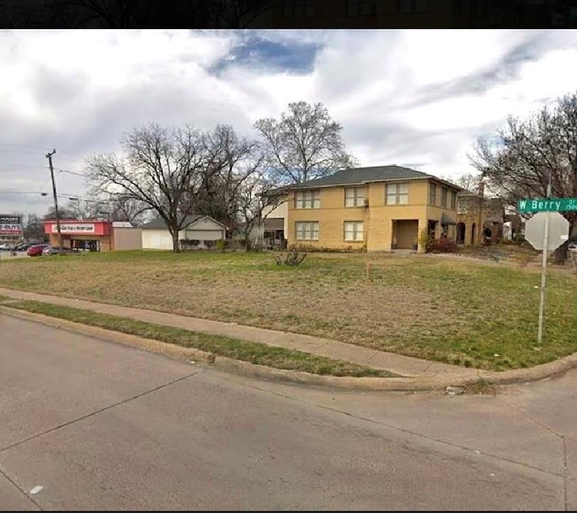 This RARE Opportunity to acquire Well-Located land in the Heart of the TCU Corridor, one of Forth Worth's MOST established and consistently performing submarkets. The area benefits from long-term stability driven by TCU, surrounding medical facilities, STRONG residential neighborhoods and limited remaining developable land.