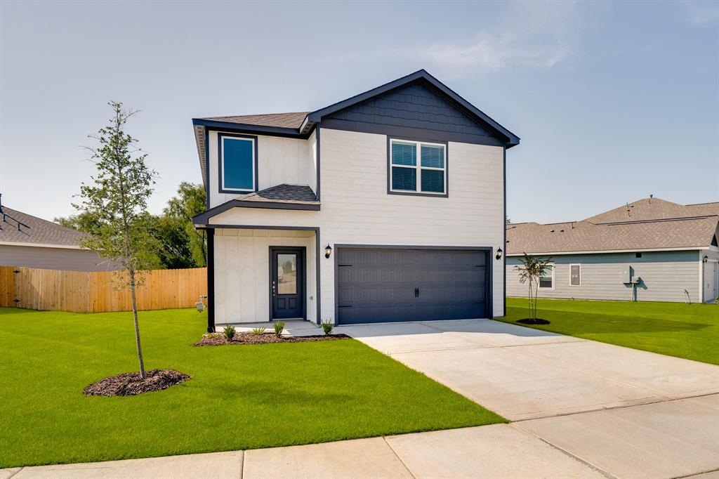 The two-story Colorado floor plan offers three bedrooms and two-and-a-half bathrooms. Its open concept layout seamlessly integrates living spaces, fostering connectivity and comfort throughout. From the inviting foyer to the spacious living room and open dining area, every detail promotes gatherings and family time. The upgraded kitchen features stainless-steel appliances, granite countertops and designer wood cabinetry, enhancing cooking and cleaning experiences. The serene upstairs master retreat includes an expansive bedroom and spa-like bathroom with a glass walk-in shower and garden tub. With a spacious walk-in closet designed for organization, the Colorado ensures comfort and convenience for homeowners.