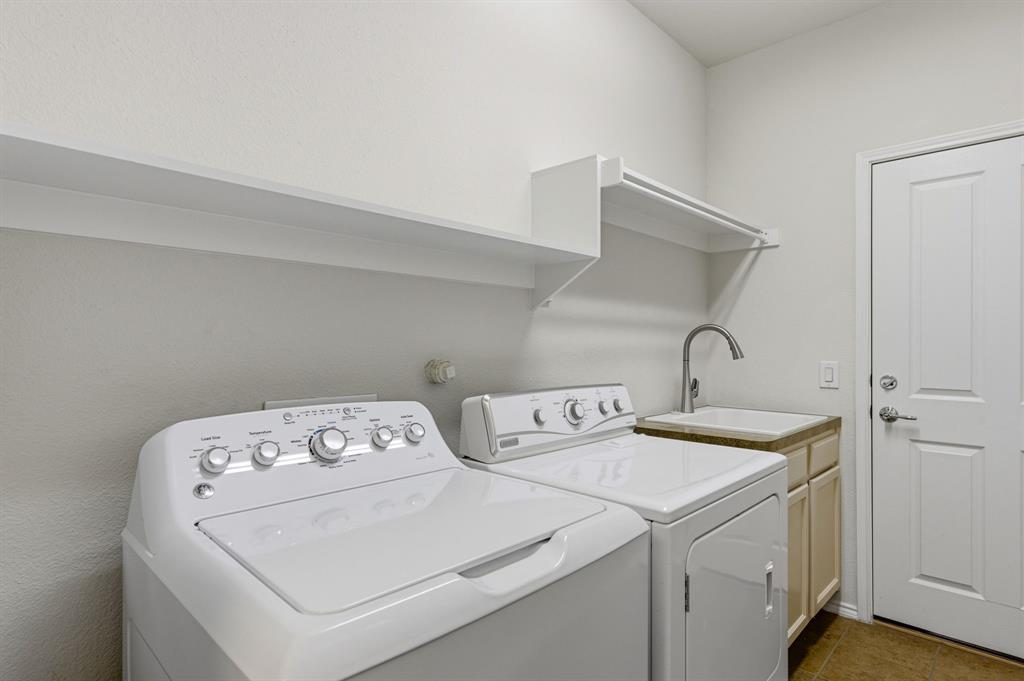 Frisco Lakes By Dell Webb Vill - Residential