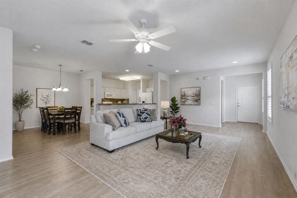 Frisco Lakes By Dell Webb Vill - Residential