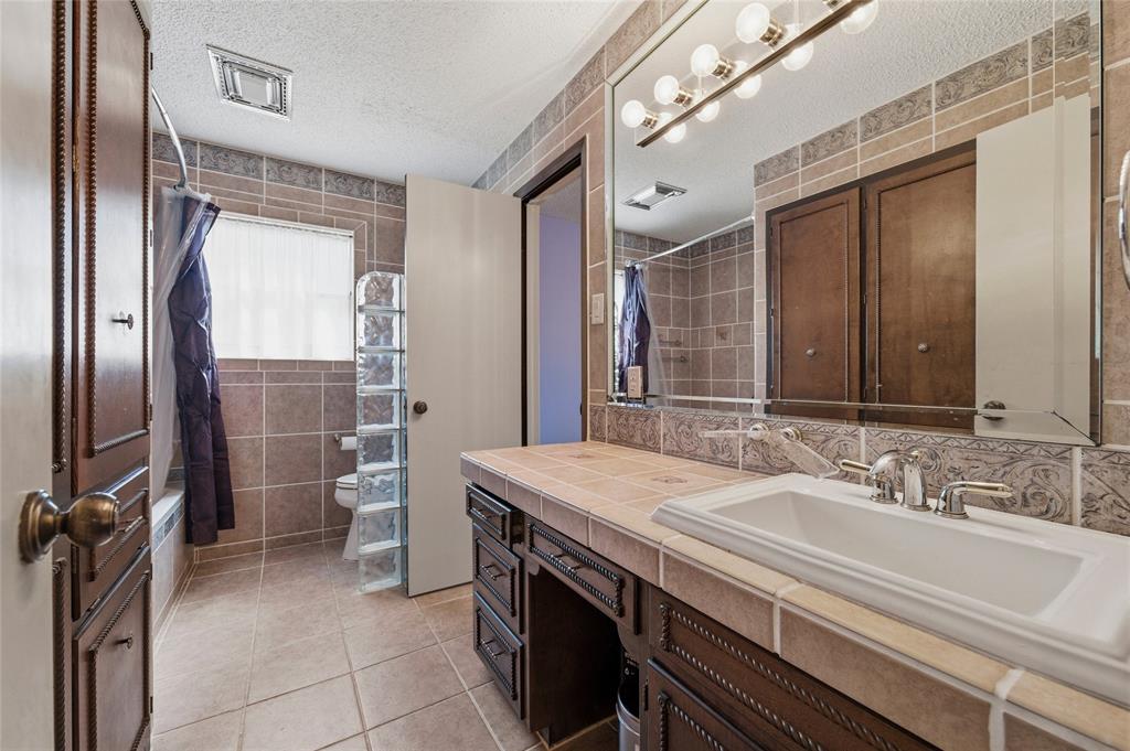 Shady Valley Acres Add - Residential