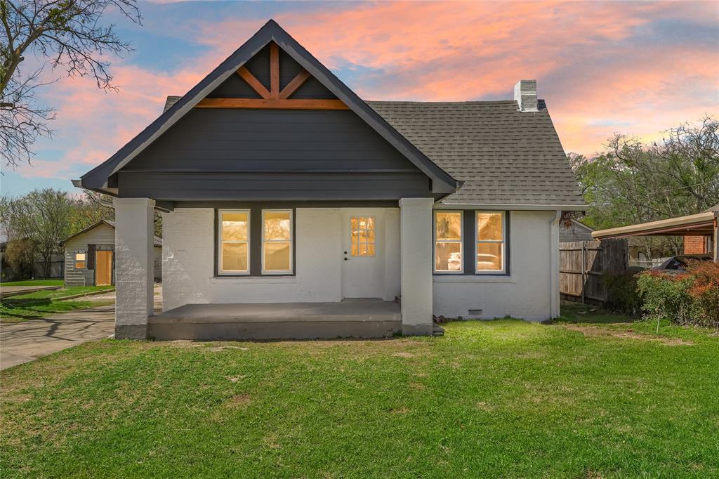 Seller is offering $2,500 in closing costs!! Excellent opportunity to own a fully remodeled single-story home in Fort Worth featuring 3 bedrooms, 2 bathrooms, an open-concept floor plan, and a desirable split-bedroom layout. This home has been extensively renovated from the studs out with new plumbing, electrical wiring, drywall, insulation, flooring, HVAC system, appliances, and more. Adding exceptional value, the property includes an ADU (Accessory Dwelling Unit) connected to the sewer system, offering endless possibilities for rental income, multigenerational living, a home office, or guest accommodations. Conveniently located near shopping, dining, schools, and major highways, providing easy access throughout the Metroplex. Move-in ready with income-producing potential!