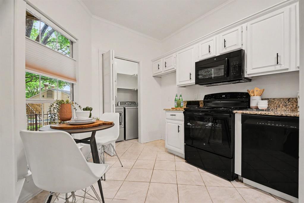 Preston On Creek Condos - Residential
